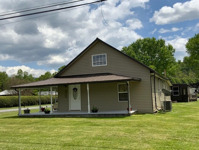 property at 607 Jackson St