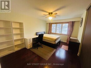 82 Apache Trail in Toronto, ON - Building Photo - Building Photo