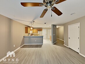 303 Freedom's Ring Dr in Winter Springs, FL - Building Photo - Building Photo