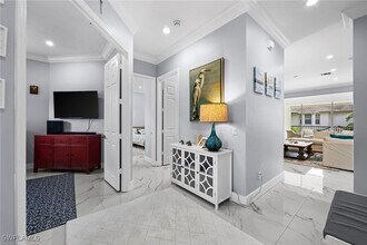 5010 Marina Cove Dr in Naples, FL - Building Photo - Building Photo