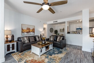 14145 N 92nd St in Scottsdale, AZ - Building Photo - Building Photo