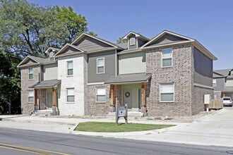 Trailside Townhomes in Fayetteville, AR - Building Photo - Building Photo