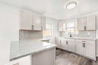 450 Edith St in Pittsburgh, PA - Building Photo - Building Photo