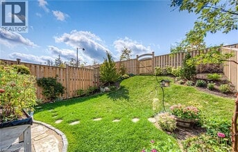 453 Avens St in Waterloo, ON - Building Photo - Building Photo