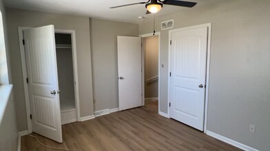807 Washington in Columbia, MO - Building Photo - Building Photo