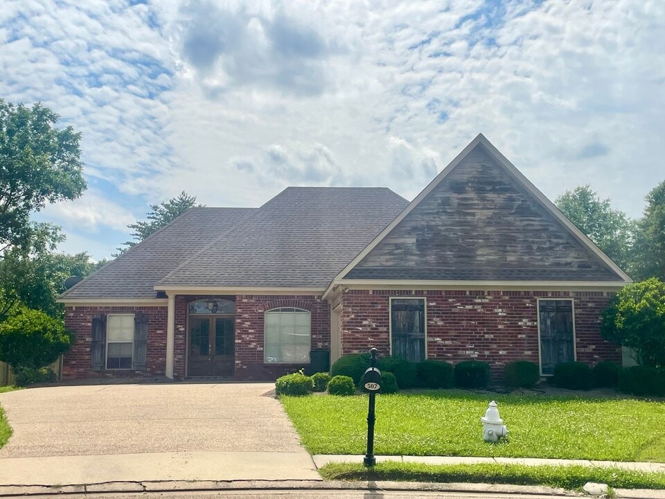 507 Lorraine Ct in Brandon, MS - Building Photo