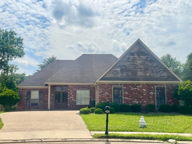 property at 507 Lorraine Ct