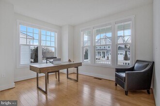 408 Kosmill Dr in Glen Burnie, MD - Building Photo - Building Photo