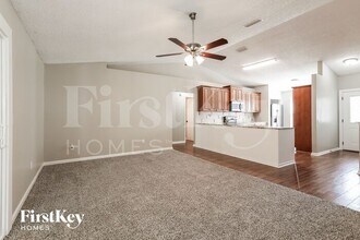 1598 Twin Oak Dr W in Middleburg, FL - Building Photo - Building Photo