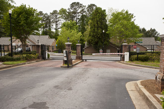 Columbia Village in Decatur, GA - Building Photo - Building Photo