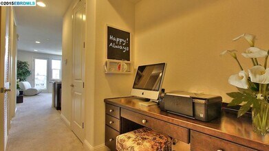636 Fan Tail Way in Redwood City, CA - Building Photo - Building Photo