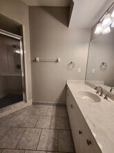 4949 NW 1st Pl in Gainesville, FL - Building Photo - Building Photo