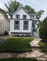 21 Oak St in East Orange, NJ - Building Photo