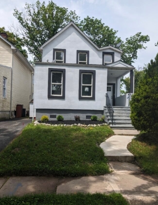 21 Oak St