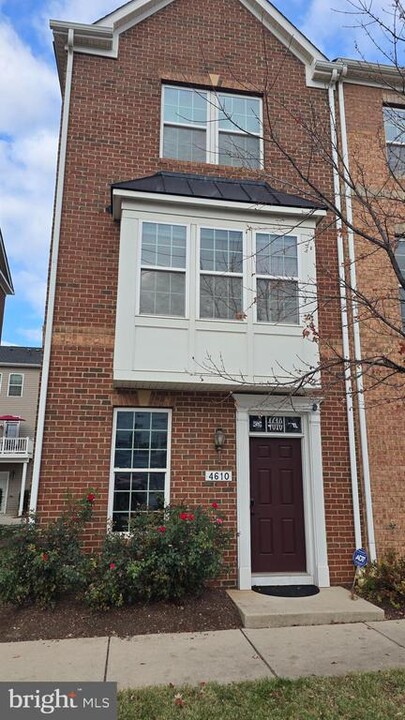 4610 Fait Ave in Baltimore, MD - Building Photo