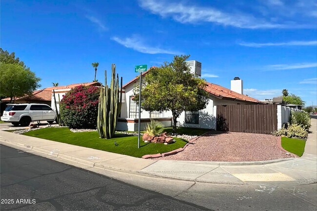 1421 N Lesueur in Mesa, AZ - Building Photo - Building Photo