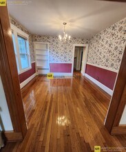 8 Belmont St in Newton, MA - Building Photo - Building Photo