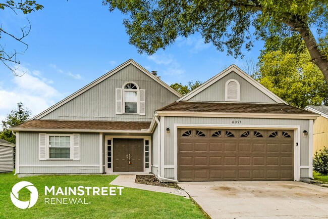 property at 8054 Loch Lomond Ln
