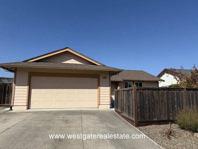 property at 18 Pelican Ct