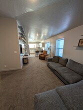 1167 E Telegraph St, Unit A305 in Washington, UT - Foto de edificio - Building Photo
