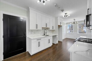 74 Nelson Ave in Harrison, NY - Building Photo