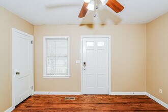 158 24th St in Hueytown, AL - Foto de edificio - Building Photo