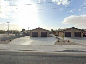 148 S Avenue B in Yuma, AZ - Building Photo