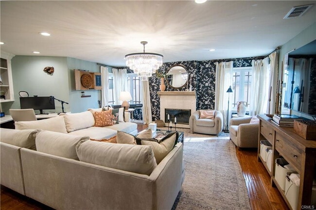 5770 E Lucia Walk in Long Beach, CA - Building Photo - Building Photo