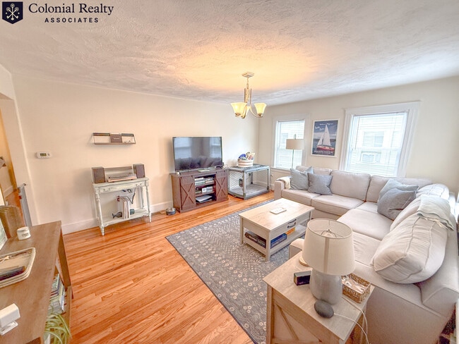 property at 81 Putnam St