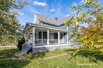668 Amity Ave in Muskegon, MI - Building Photo - Building Photo