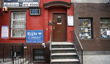 160 Lee Ave in Brooklyn, NY - Building Photo - Building Photo