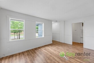 2001 E Elm St in Wichita, KS - Building Photo - Building Photo