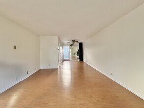 6966 Park Mesa Way in San Diego, CA - Building Photo - Building Photo