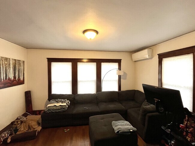 16-18-18 Oak Hill Rd in Waltham, MA - Building Photo - Building Photo