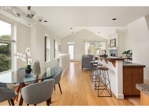 1916 SW Idaho St in Portland, OR - Building Photo - Building Photo