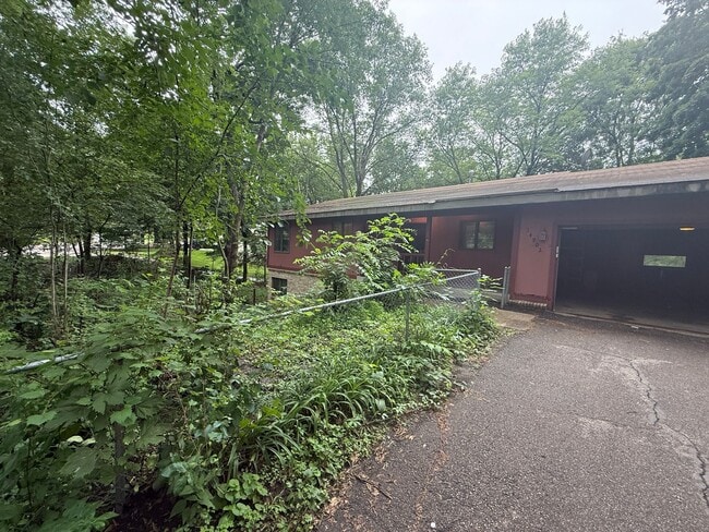 property at 14902 Wildwood Rd