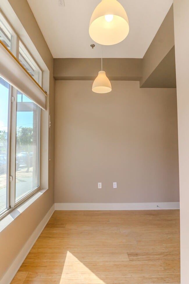 8119 Stone Ave N in Seattle, WA - Building Photo - Building Photo