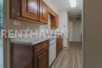 301 Oregon Trail in Warner Robins, GA - Building Photo - Building Photo