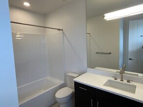 2051 Cross St in Carbondale, CO - Foto de edificio - Building Photo