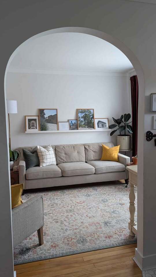 property at 772 4E Av