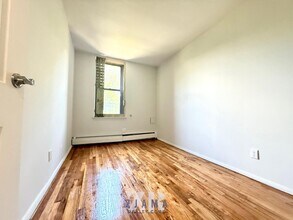 152 Parkside Ave in Brooklyn, NY - Building Photo - Building Photo
