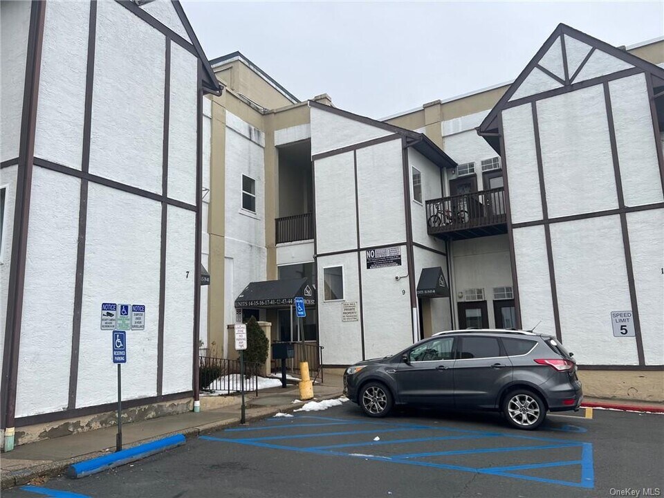 39 Church St-Unit -43 in Port Jervis, NY - Building Photo
