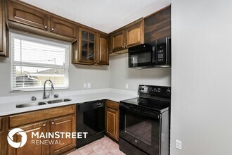 7000 Watseka Ave in Orlando, FL - Building Photo - Building Photo