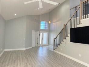 212 Purslane Pass in Davenport, FL - Building Photo - Building Photo