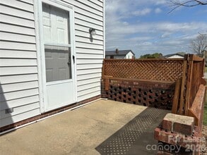 1113 Peachtree St in Lincolnton, NC - Building Photo - Building Photo