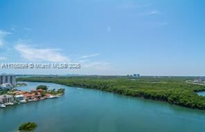 400 Sunny Isles Blvd, Unit # 1805 in Sunny Isles Beach, FL - Foto de edificio - Building Photo