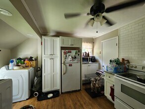 29 Melrose Dr in East Haven, CT - Building Photo - Building Photo