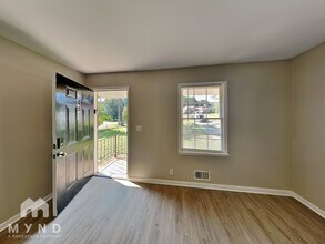 3444 Linecrest Rd in Ellenwood, GA - Building Photo - Building Photo