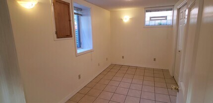 1023 18th Ave SE in Minneapolis, MN - Foto de edificio - Building Photo