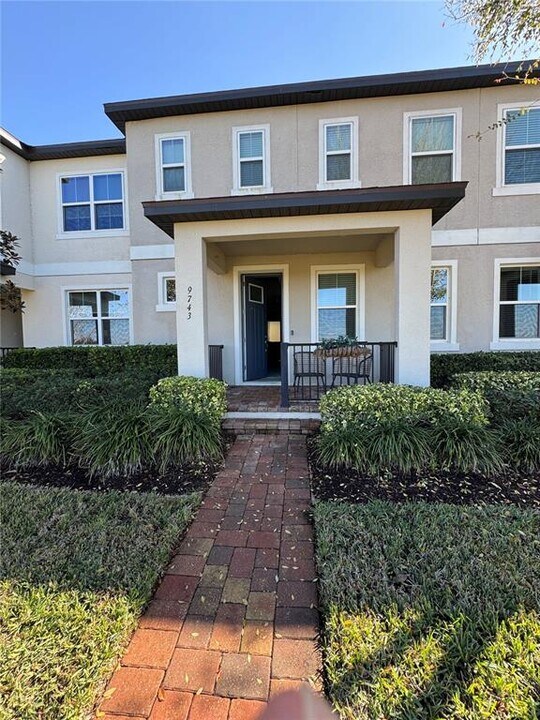 9743 Amber Chestnut Wy in Winter Garden, FL - Building Photo